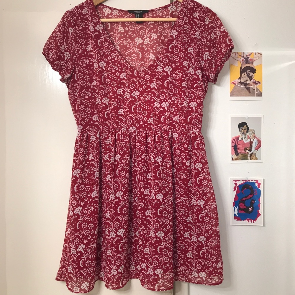 Red Floral Forever 21 Spring dress Size M